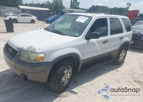 2005 Ford Escape Xlt from USA, damaged, VIN 1FMCU03165KA57025